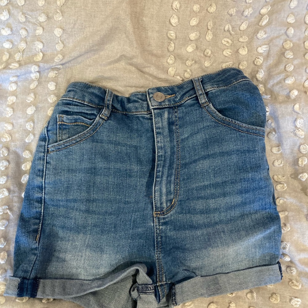 Garage shorts